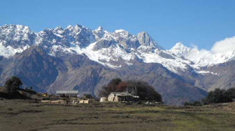 Nagthali (3.165 m) - Montain-View mit Shisapangma