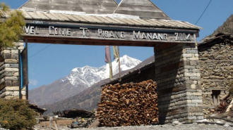 Tor zu Pisang - Annapurna